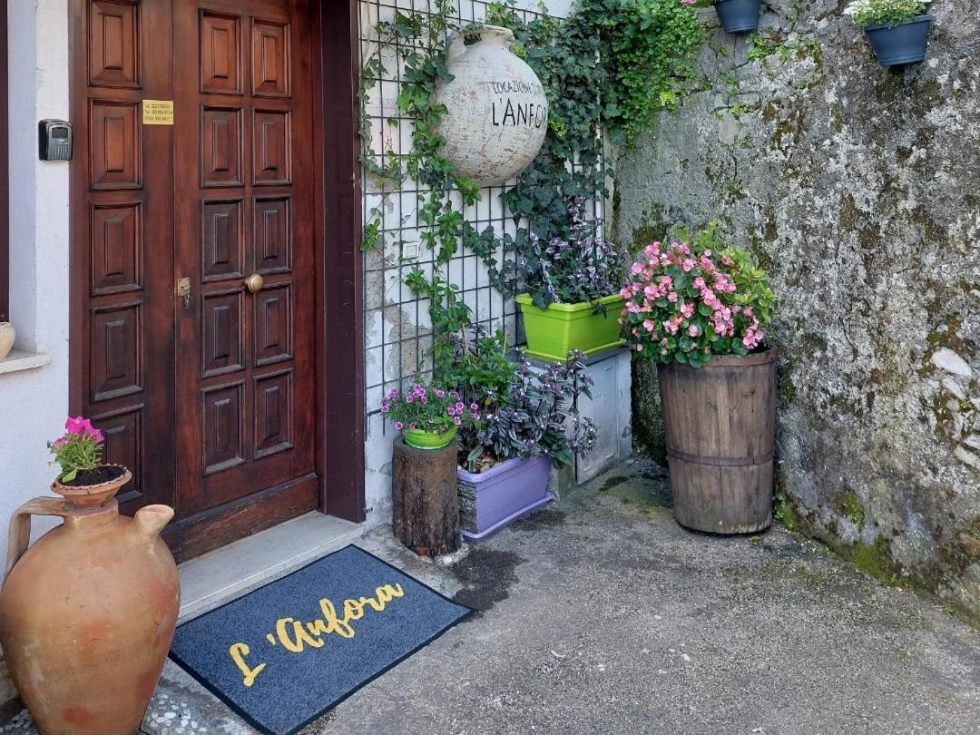 テルニL' Anfora Locazione Turisticaアパートメント エクステリア 写真